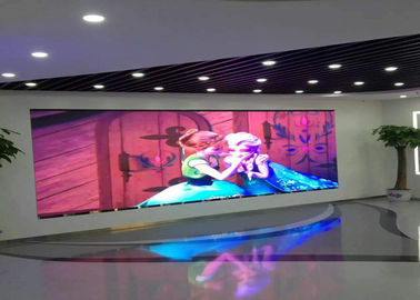 Крытая функция продвижения торгового центра тангажа пиксела дисплея 5мм рекламы СИД поставщик