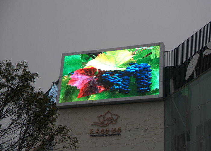 На открытом воздухе большой коммерикал рекламируя дисплей СИД полного цвета П6 поставщик